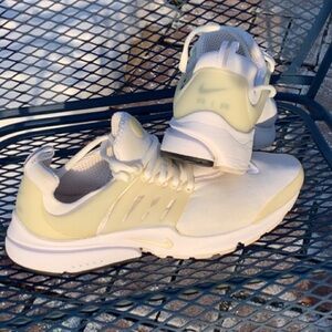 Nike Court Vision Low White Men’s Sneakers Classic Retro Style